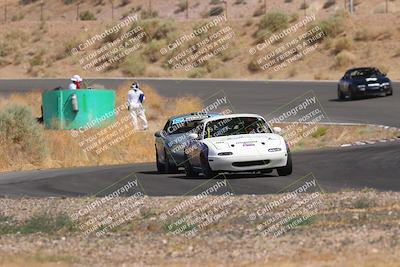 media/Jun-01-2025-CalClub SCCA (Sun) [[eae223c5dd]]/Group 5/Qualifying/